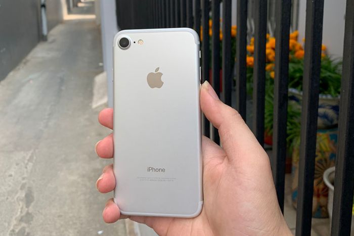 Hiện nay ngày càng nhiều khách hàng lựa chọn mua iPhone 7 like new