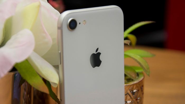 Có nên mua iPhone 8 like new không?